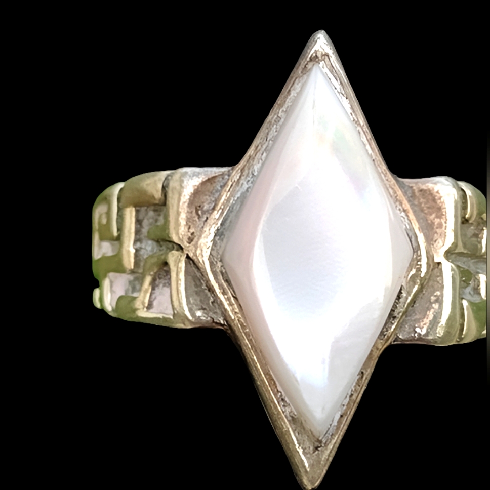 Handmade Sterling Silver Ring With Mother Of Pearl Size 6.5 Native Ameri